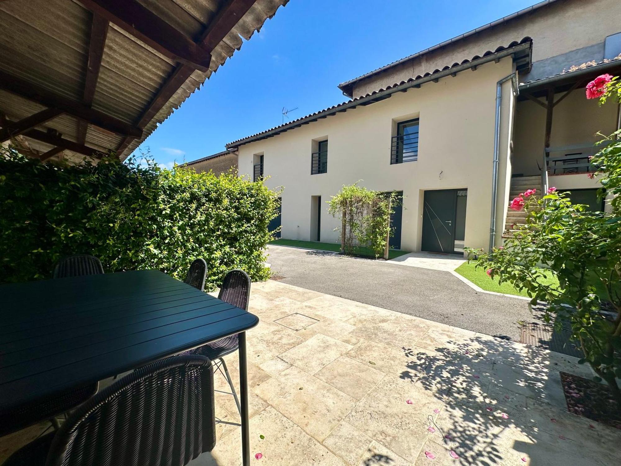 Le Clos Fleuri Châtillon-sur-Chalaronne Exterior photo